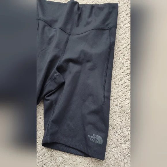 The North Face Women's Black Bike Shorts - Picture 2 of 6